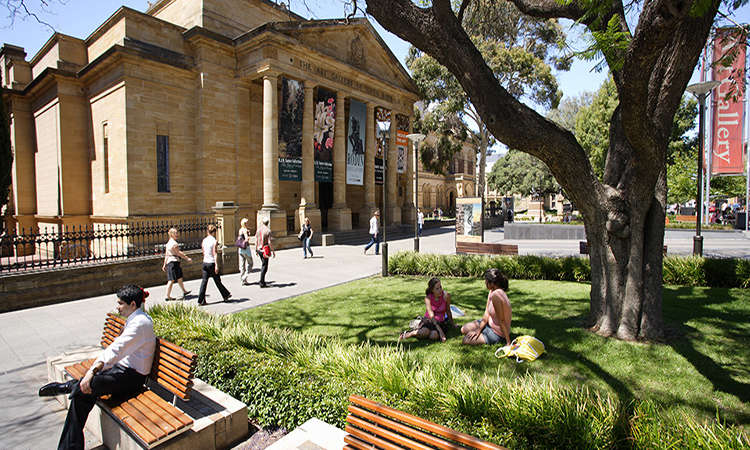 Học viện South Australian Institute of Business and Technology: Điều kiện, học phí