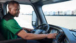 Cần tài xế có bằng HR có thể lái xe truck tự động 12 tấn 14 pallets
